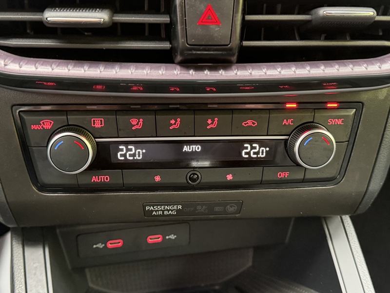 Image Seat IBIZA 1.0 TSI 110 Xcellence DSG7 Full leds GPS Caméra Carplay ACC Clim auto  Gtie 1 an 