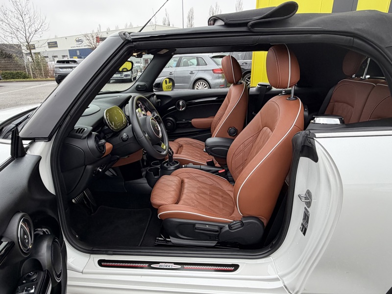 Image MINI CABRIO 2.0 178 Cooper S Finition John Cooper Works  Full leds HK GPS Caméra Carplay Sièges cuir chauffants 