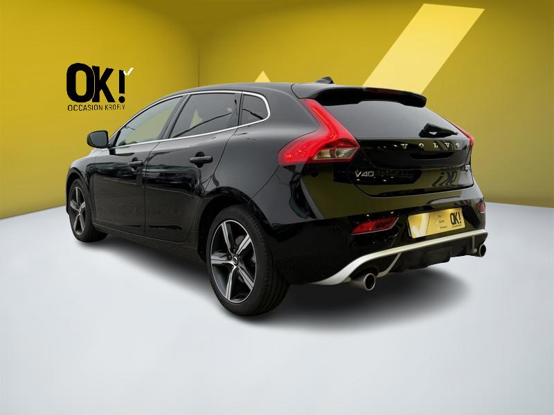 Image Volvo V40 T2 1.5 122 R-Design BVA6 Full leds GPS Radar Bluetooth Régul Clim auto  Gtie 1 an 