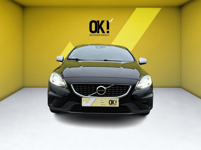 Image Volvo V40 T2 1.5 122 R-Design BVA6 Full leds GPS Radar Bluetooth Régul Clim auto  Gtie 1 an 