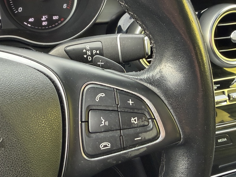 Image Mercedes-Benz GLC SUV 250 d 2.0 204 Fascination 4MATIC  Full leds TO GPS Caméra Sièges cuir Régul Clim auto Gtie 1 an 