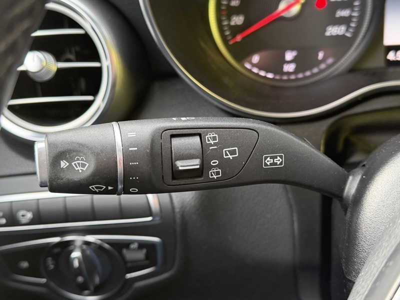 Image Mercedes-Benz GLC SUV 250 d 2.0 204 Fascination 4MATIC  Full leds TO GPS Caméra Sièges cuir Régul Clim auto Gtie 1 an 