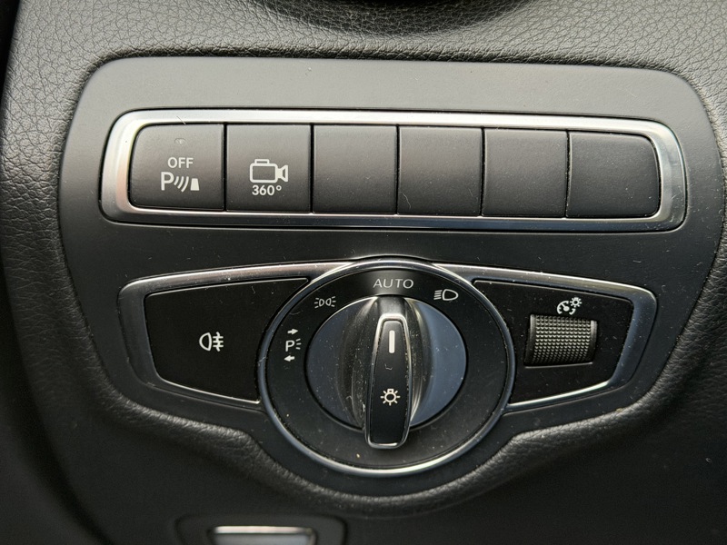 Image Mercedes-Benz GLC SUV 250 d 2.0 204 Fascination 4MATIC  Full leds TO GPS Caméra Sièges cuir Régul Clim auto Gtie 1 an 