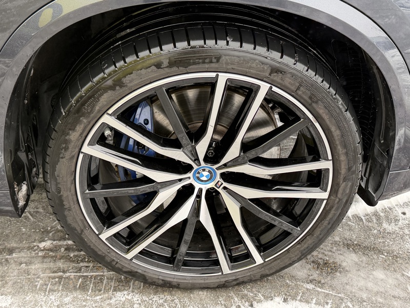 Image BMW X5 45 e 3.0 394 M Sport xDrive  Laser TO GPS Carplay Caméra pano HUD Sièges cuir élec chauff à mémoires