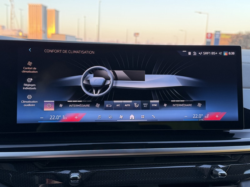 Image BMW SÉRIE X5 50 e 3.0 489 M Sport xDrive  Full leds HK GPS Carplay Caméra Sièges cuir élec chauff à mémoires Régu