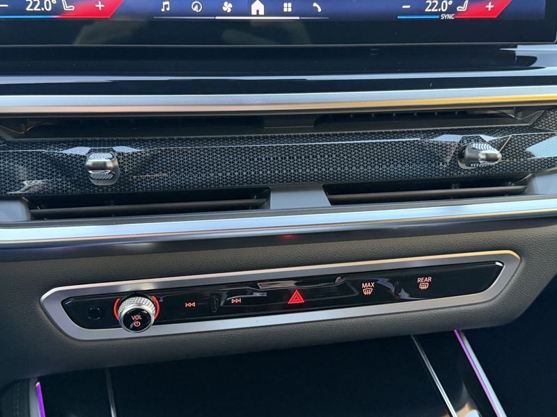 Image BMW SÉRIE X5 50 e 3.0 489 M Sport xDrive  Full leds HK GPS Carplay Caméra Sièges cuir élec chauff à mémoires Régu