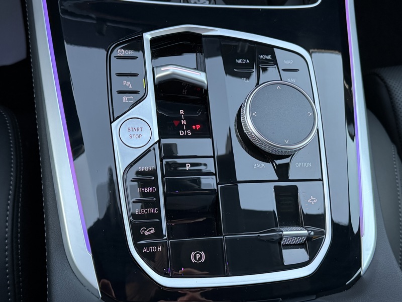 Image BMW SÉRIE X5 50 e 3.0 489 M Sport xDrive  Full leds HK GPS Carplay Caméra Sièges cuir élec chauff à mémoires Régu