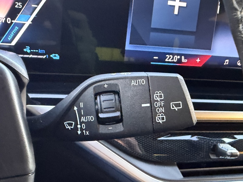 Image BMW SÉRIE X5 50 e 3.0 489 M Sport xDrive  Full leds HK GPS Carplay Caméra Sièges cuir élec chauff à mémoires Régu