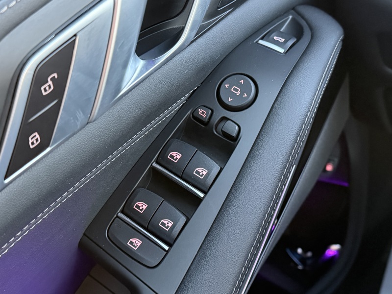 Image BMW SÉRIE X5 50 e 3.0 489 M Sport xDrive  Full leds HK GPS Carplay Caméra Sièges cuir élec chauff à mémoires Régu