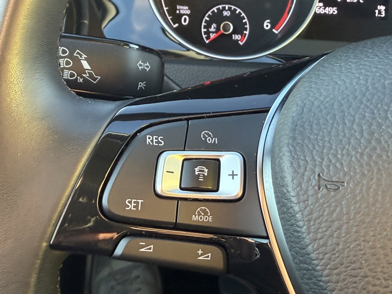 Image Volkswagen GOLF VII BERLINE 1.6 TDI 116 Connect DSG7 GPS Carplay Caméra ACC Clim auto  Gtie 1 an 