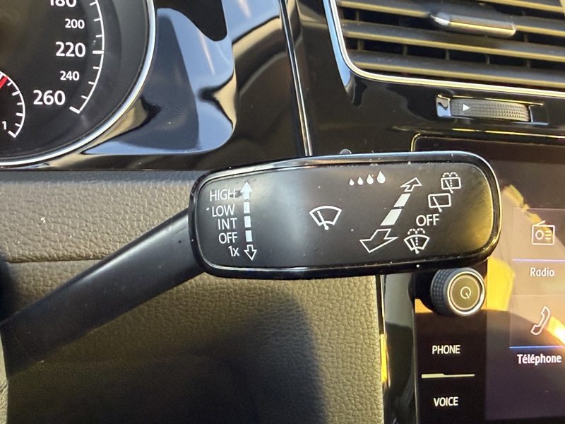 Image Volkswagen GOLF VII BERLINE 1.6 TDI 116 Connect DSG7 GPS Carplay Caméra ACC Clim auto  Gtie 1 an 