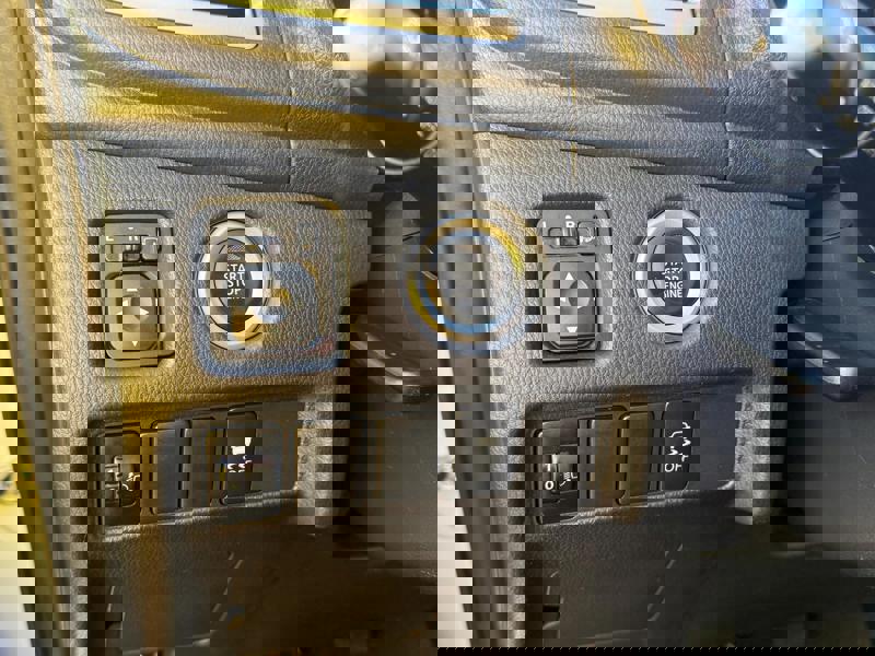 Image Mitsubishi L200 2.2 150 Basis Club Cab 4WD GPS Caméra Bluetooth Régul Clim auto Gtie 1 an 