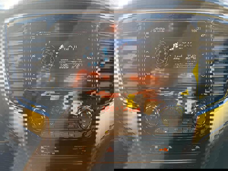 Image Mitsubishi L200 2.2 150 Basis Club Cab 4WD GPS Caméra Bluetooth Régul Clim auto Gtie 1 an 