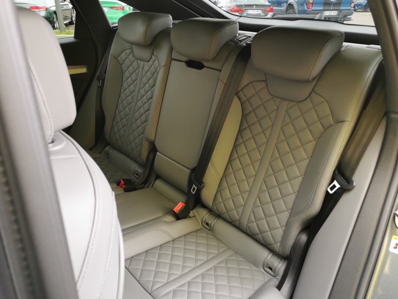 Image Audi Q5 SPORTBACK 40 TDI quattro S line 204 ch S-tronic7 Coffre électrique Clim Bi-zone Caméra Gps Bluetooth 