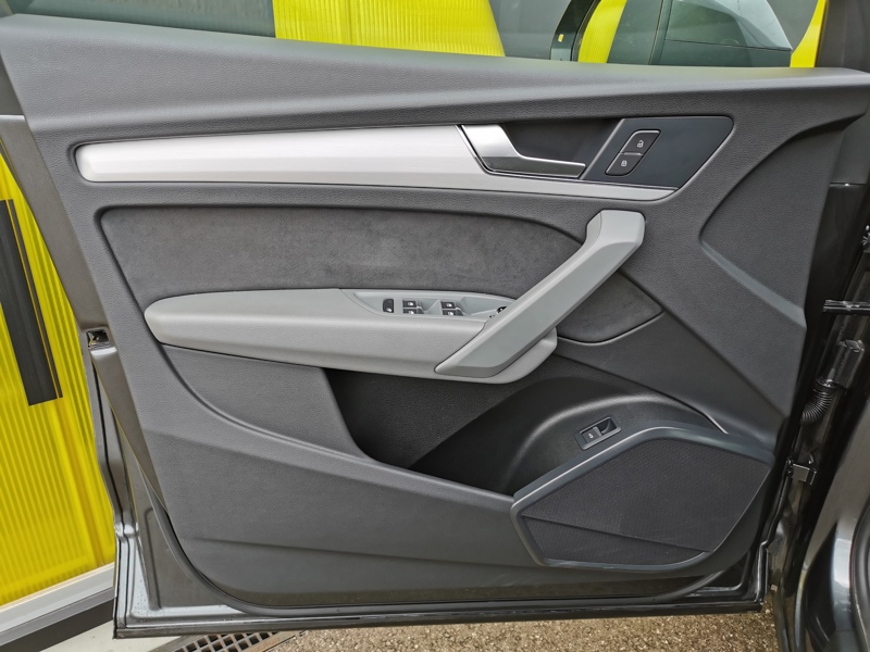 Image Audi Q5 SPORTBACK 40 TDI quattro S line 204 ch S-tronic7 Coffre électrique Clim Bi-zone Caméra Gps Bluetooth 