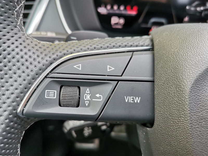 Image Audi Q5 SPORTBACK 40 TDI quattro S line 204 ch S-tronic7 Coffre électrique Clim Bi-zone Caméra Gps Bluetooth 