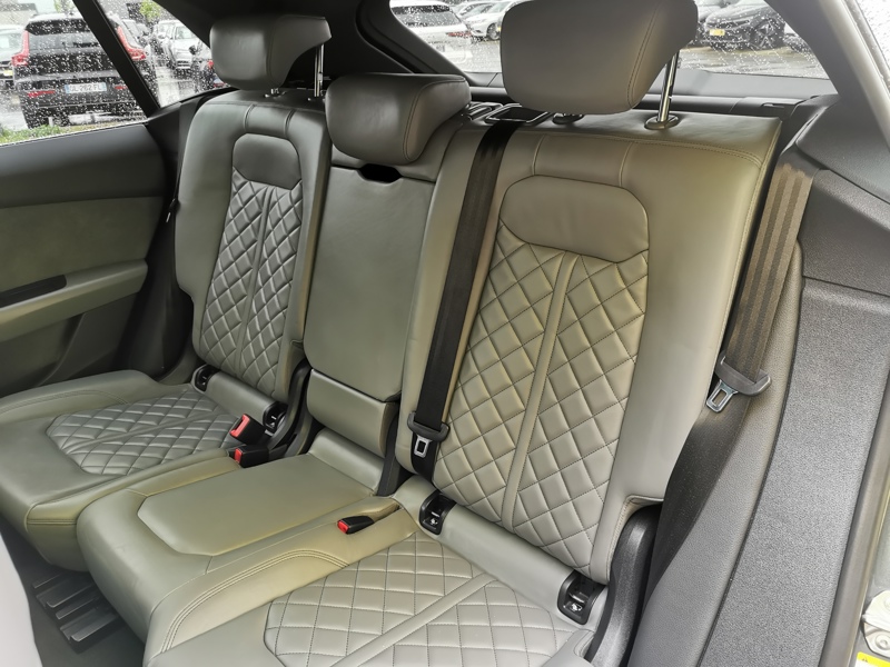 Image Audi SQ8 4.0 TFSI quattro 507 ch BVA8 Cuir électrique à mémoire chauffant Coffre électrique Toit ouvrant 