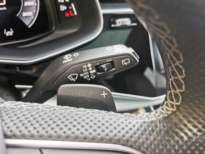 Image Audi SQ8 4.0 TFSI quattro 507 ch BVA8 Cuir électrique à mémoire chauffant Coffre électrique Toit ouvrant 