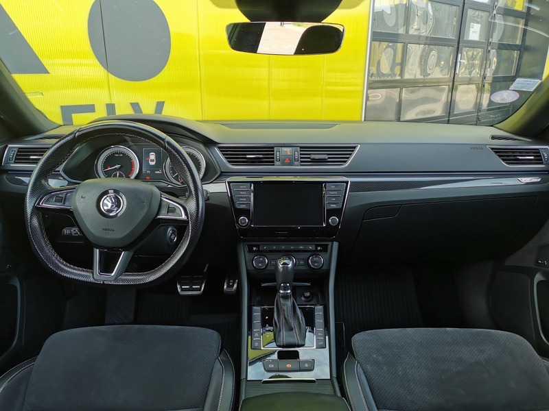 Image Skoda SUPERB BERLINE Sportline 1.8 TSI 180 ch DSG7 Siège électrique à mémoire chauffant Toit ouvrant Caméra Coffre électr