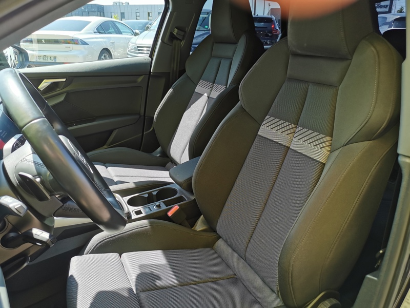 Image Audi ㍁匠潰瑲慢正⠠夸⥁〨⸳〲〲㸭) 40 TDI quattro S line 200 ch S-tronic7 Gps Apple Carplay Siège chauffant Clim Bi-zone Radar de stati