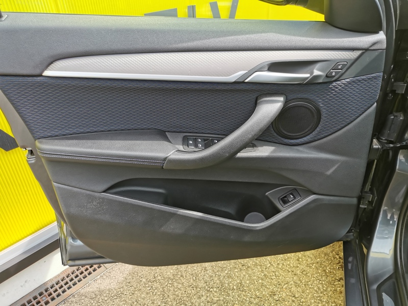 Image BMW SÉRIE X2 xDrive 18d M Sport 2.0 150 ch Siège électrique à mémoire chauffant Caméra Coffre électrique Gps Blue