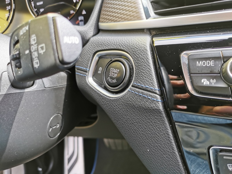 Image BMW SÉRIE X2 xDrive 18d M Sport 2.0 150 ch Siège électrique à mémoire chauffant Caméra Coffre électrique Gps Blue