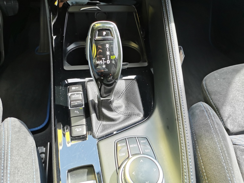 Image BMW SÉRIE X2 xDrive 18d M Sport 2.0 150 ch Siège électrique à mémoire chauffant Caméra Coffre électrique Gps Blue