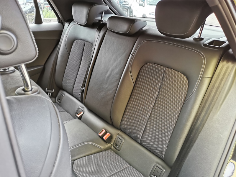 Image Audi Q2 35 TDI S-line 150 ch S-tronic Siège chauffant Gps Bluetooth Caméra Feu auto  