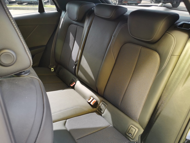 Image Audi Q2 35 TDI advanced S-line 150 ch S-tronic7 Siège chauffant Toit ouvrant Caméra Coffre électrique Gps Bl