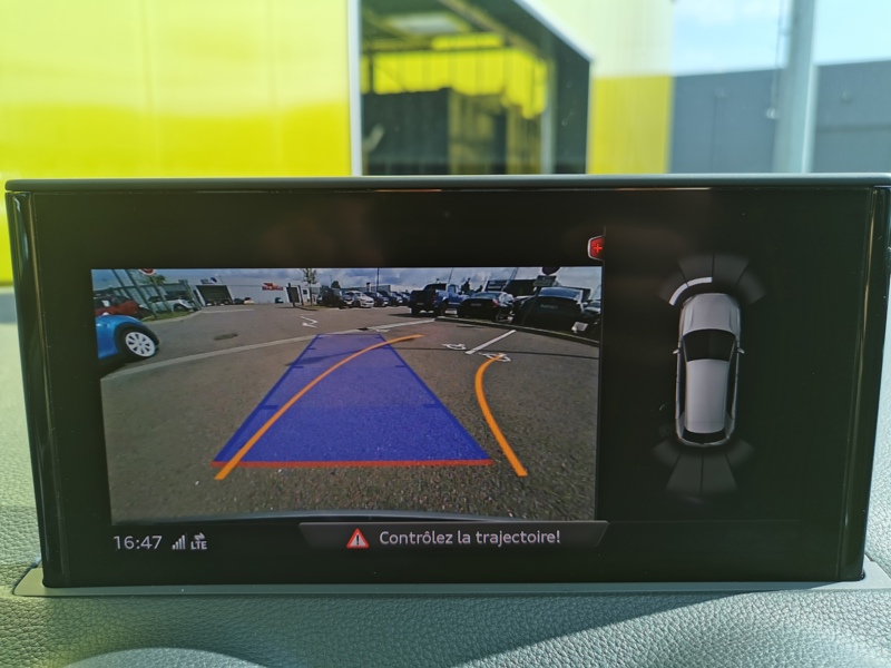 Image Audi Q2 35 TDI advanced S-line 150 ch S-tronic7 Siège chauffant Toit ouvrant Caméra Coffre électrique Gps Bl