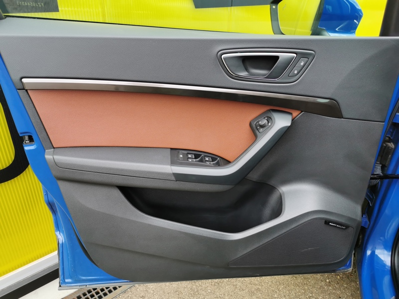 Image Seat ATECA Xcellence 4Drive 2.0 TSI 190 DSG7 Cuir électrique chauffant Toit ouvrant Bluetooth Gps Caméra Apple 