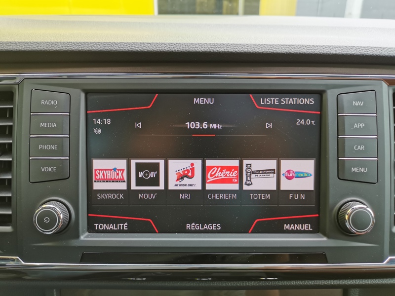 Image Seat ATECA Xcellence 4Drive 2.0 TSI 190 DSG7 Cuir électrique chauffant Toit ouvrant Bluetooth Gps Caméra Apple 