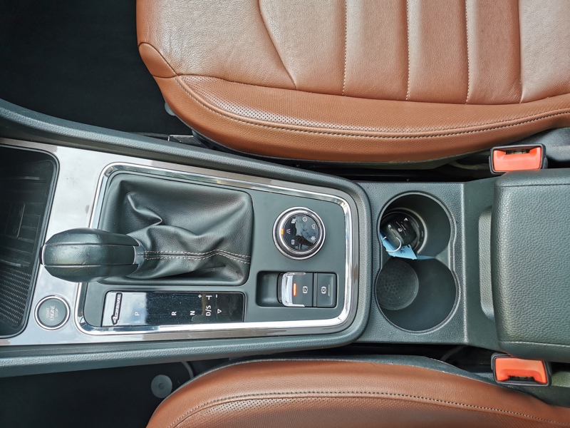 Image Seat ATECA Xcellence 4Drive 2.0 TSI 190 DSG7 Cuir électrique chauffant Toit ouvrant Bluetooth Gps Caméra Apple 