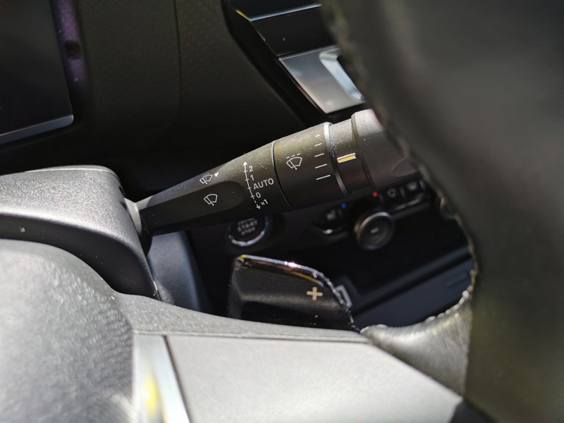 Image Citroën 㑃䈠牥楬敮⠠㤰㈮㈰ⴰ⤾ Shine 1.5 BlueHDI 130 ch BVA8 Siège chauffant Volant chauffant Gps Bluetooth Affichage tete haute Ca