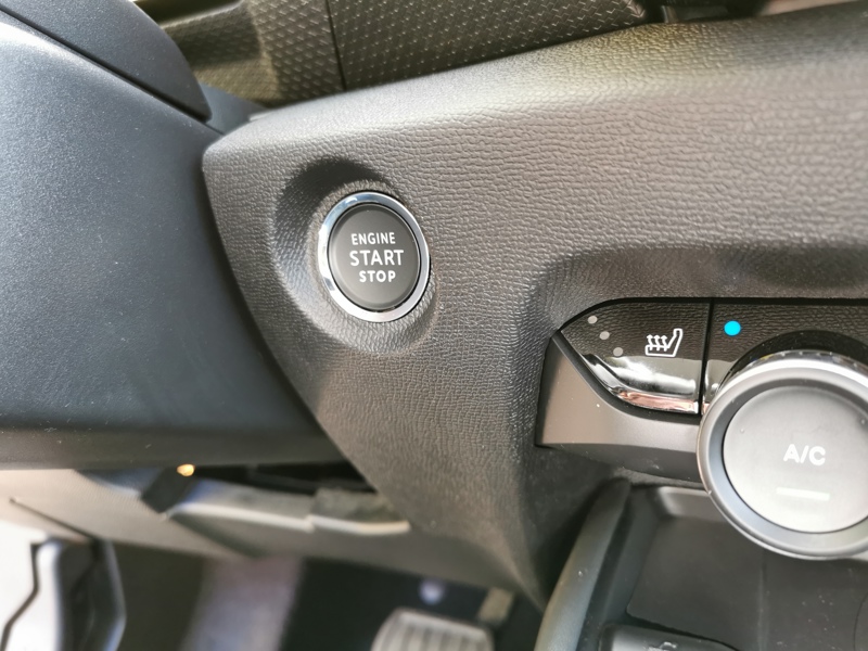 Image Citroën 㑃䈠牥楬敮⠠㤰㈮㈰ⴰ⤾ Shine 1.5 BlueHDI 130 ch BVA8 Siège chauffant Volant chauffant Gps Bluetooth Affichage tete haute Ca