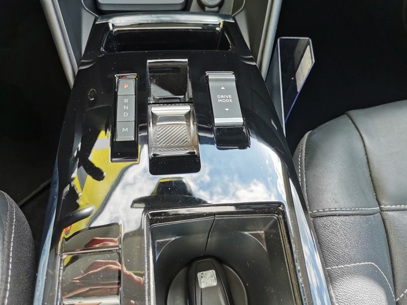 Image Citroën 㑃䈠牥楬敮⠠㤰㈮㈰ⴰ⤾ Shine 1.5 BlueHDI 130 ch BVA8 Siège chauffant Volant chauffant Gps Bluetooth Affichage tete haute Ca