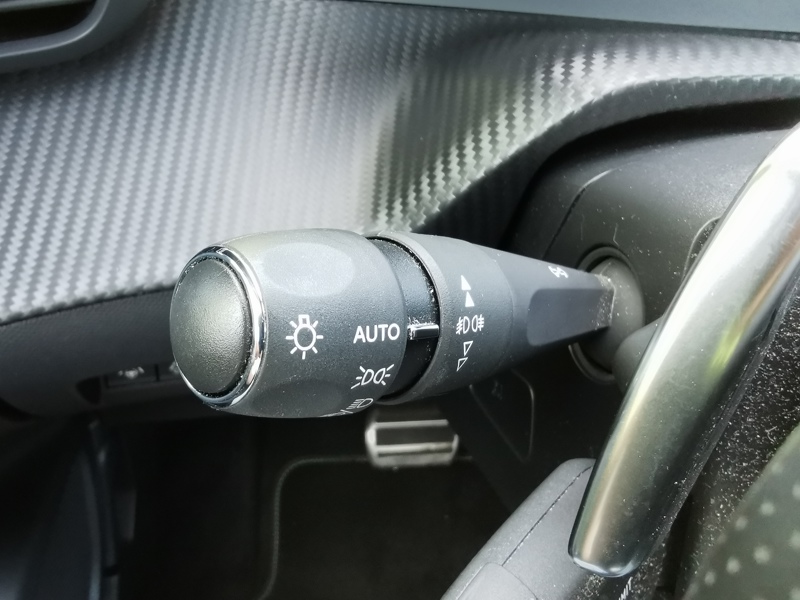 Image Peugeot 2008 GT 1.2 155 ch EAT8 Régulateur/Limiteur Siège chauffant Apple Carplay Caméra Bluetooth 