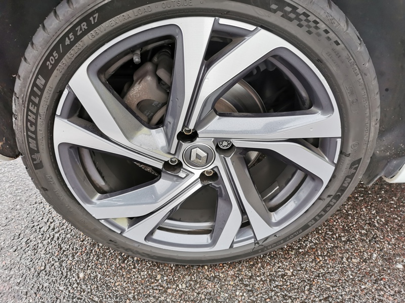 Image Renault 汃潩嘠⠠㠰㈮㄰ⴹ⤾ R.S. Line 1.5 BlueDCI 115 ch Régulateur/Limiteur Caméra Bluetooth Gps Clim auto Démarrage ss clé Feu