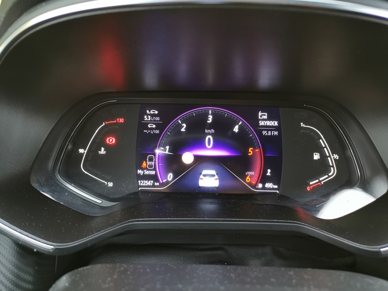 Image Renault 汃潩嘠⠠㠰㈮㄰ⴹ⤾ R.S. Line 1.5 BlueDCI 115 ch Régulateur/Limiteur Caméra Bluetooth Gps Clim auto Démarrage ss clé Feu