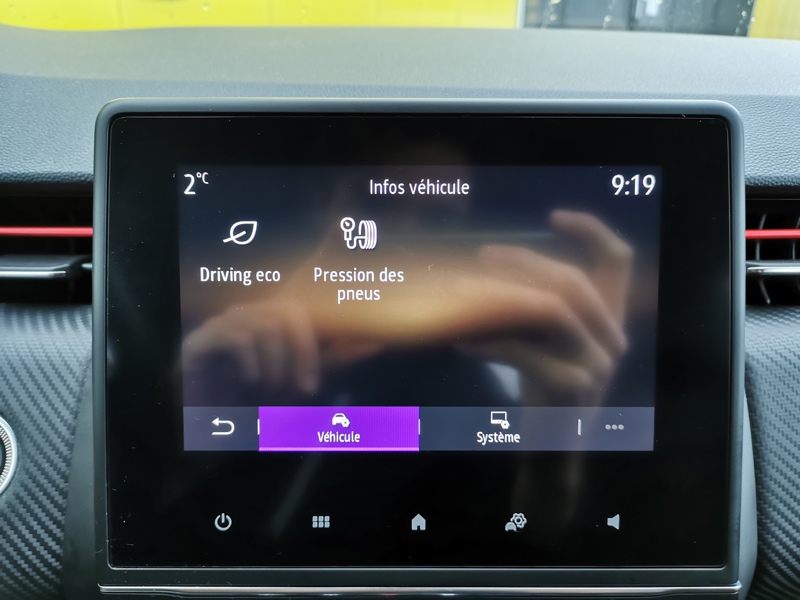 Image Renault 汃潩嘠⠠㠰㈮㄰ⴹ⤾ R.S. Line 1.5 BlueDCI 115 ch Régulateur/Limiteur Caméra Bluetooth Gps Clim auto Démarrage ss clé Feu