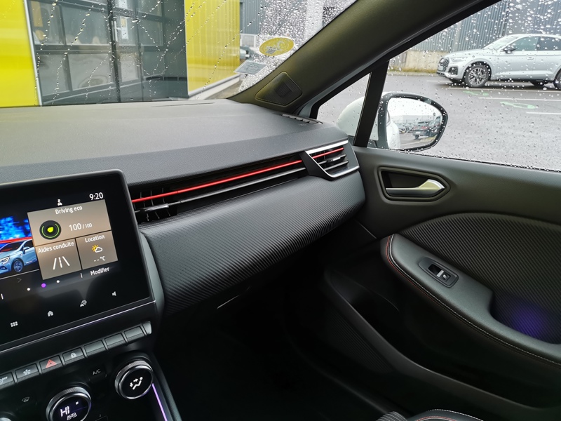 Image Renault 汃潩嘠⠠㠰㈮㄰ⴹ⤾ R.S. Line 1.5 BlueDCI 115 ch Régulateur/Limiteur Caméra Bluetooth Gps Clim auto Démarrage ss clé Feu