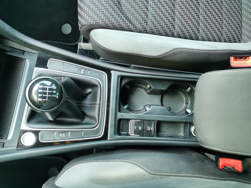 Image Volkswagen GOLF VII BERLINE 1.5 TSI 150 R-line Gps Camera Keyless Apple Carplay Clim Bi-zone 