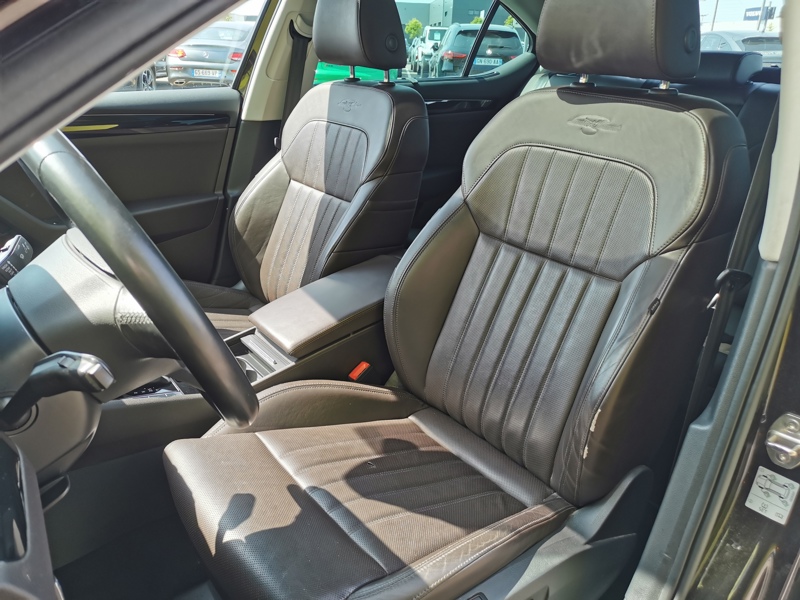 Image Skoda SUPERB BERLINE L&K 4x4 2.0 TDI 190 ch DSG6 Laurin Klement Siège électrique à mémoire chauffant/Ventilé Toit ouvrant