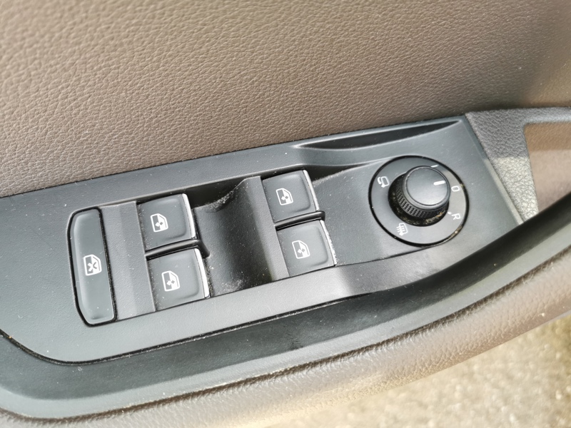 Image Skoda SUPERB BERLINE L&K 4x4 2.0 TDI 190 ch DSG6 Laurin Klement Siège électrique à mémoire chauffant/Ventilé Toit ouvrant