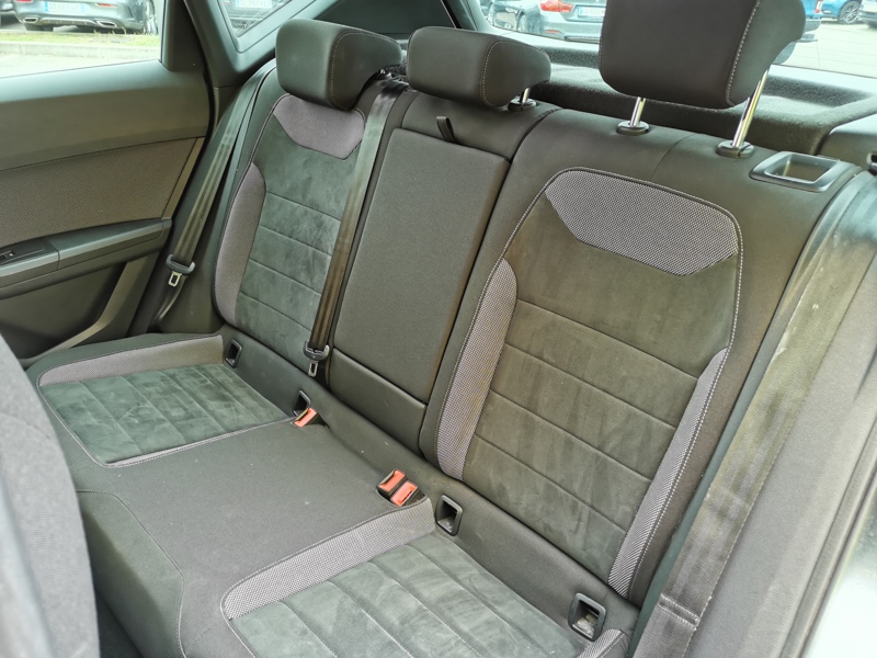 Image Seat ATECA Xcellence 1.6 TDI 116 ch DSG7 Gps Apple Carplay Toit ouvrant Caméra Siège chauffant Clim Bi-zone 