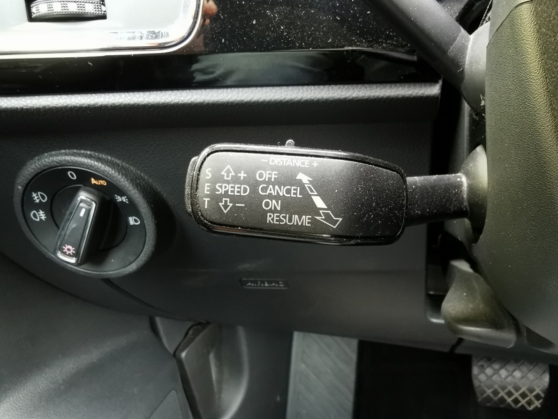 Image Seat ATECA Xcellence 1.6 TDI 116 ch DSG7 Gps Apple Carplay Toit ouvrant Caméra Siège chauffant Clim Bi-zone 