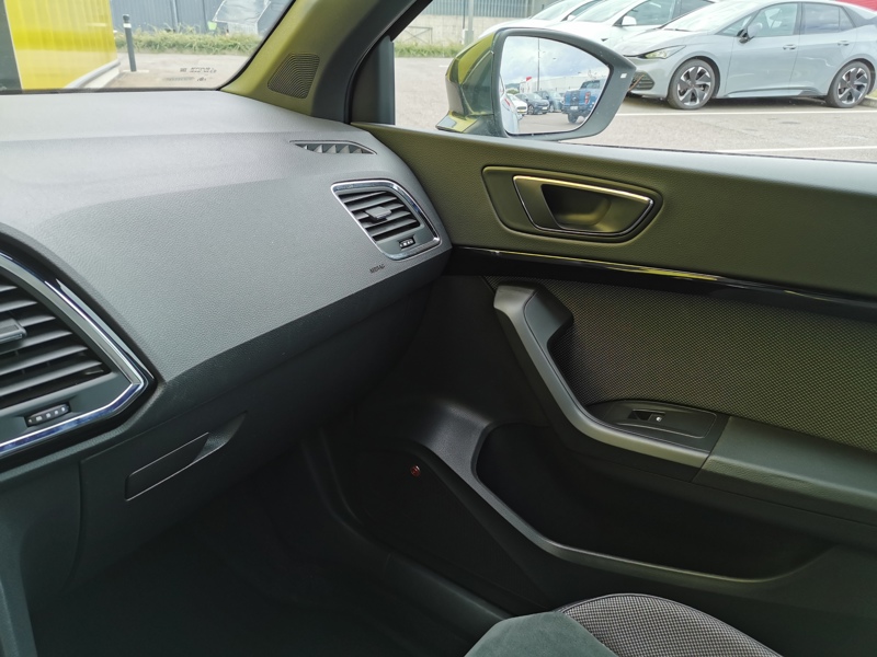 Image Seat ATECA Xcellence 1.6 TDI 116 ch DSG7 Gps Apple Carplay Toit ouvrant Caméra Siège chauffant Clim Bi-zone 