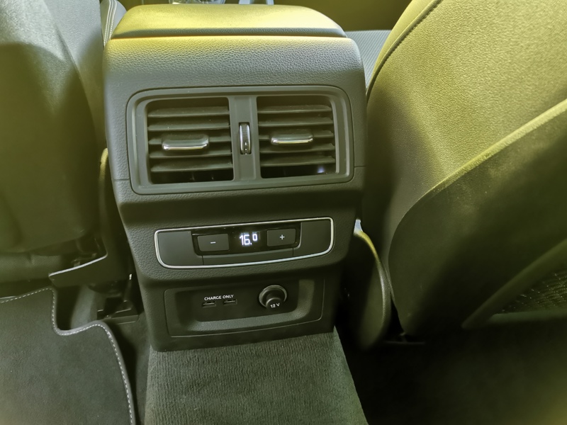 Image Audi Q5 SPORTBACK 40 TDI quattro S line 204 ch S-tronic7 MHEV HYBRID Siège chauffant Toit ouvrant Caméra Coffre électr