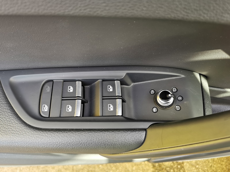 Image Audi Q5 SPORTBACK 40 TDI quattro S line 204 ch S-tronic7 MHEV HYBRID Siège chauffant Toit ouvrant Caméra Coffre électr