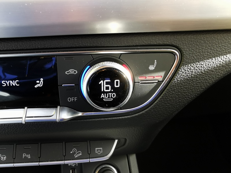 Image Audi Q5 SPORTBACK 40 TDI quattro S line 204 ch S-tronic7 MHEV HYBRID Siège chauffant Toit ouvrant Caméra Coffre électr